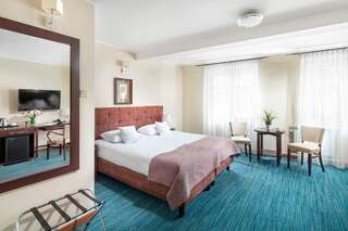 Отель Hotel Bonum Old Town Гданьск Улучшенный двухместный номер с 1 кроватью-3